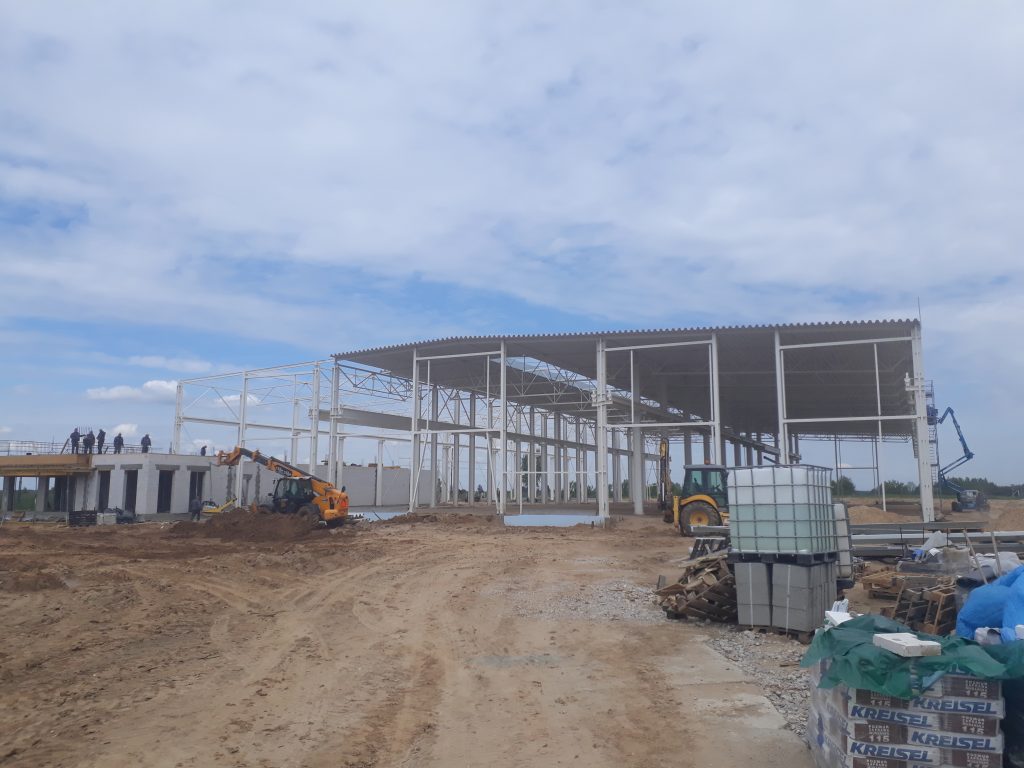 May 2019. Steel structure for building Maj 2019. Konstukcja stalowa do zabudowy