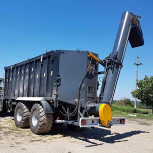Reloading semi-trailer