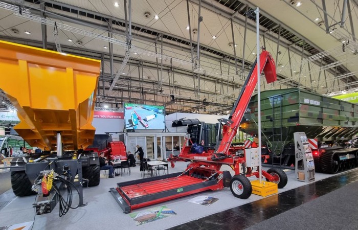 svg+xml;charset=utf-8,%3Csvg%20xmlns%3D Agritechnica 2023 – Kobzarenko Agricultural Equipment Showcase